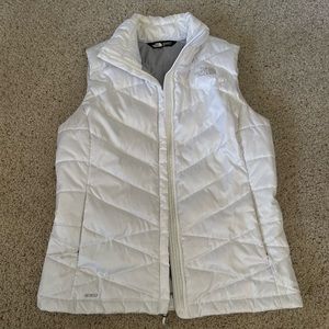 Women’s The North Face 550 Down Puffer Vest - Size S